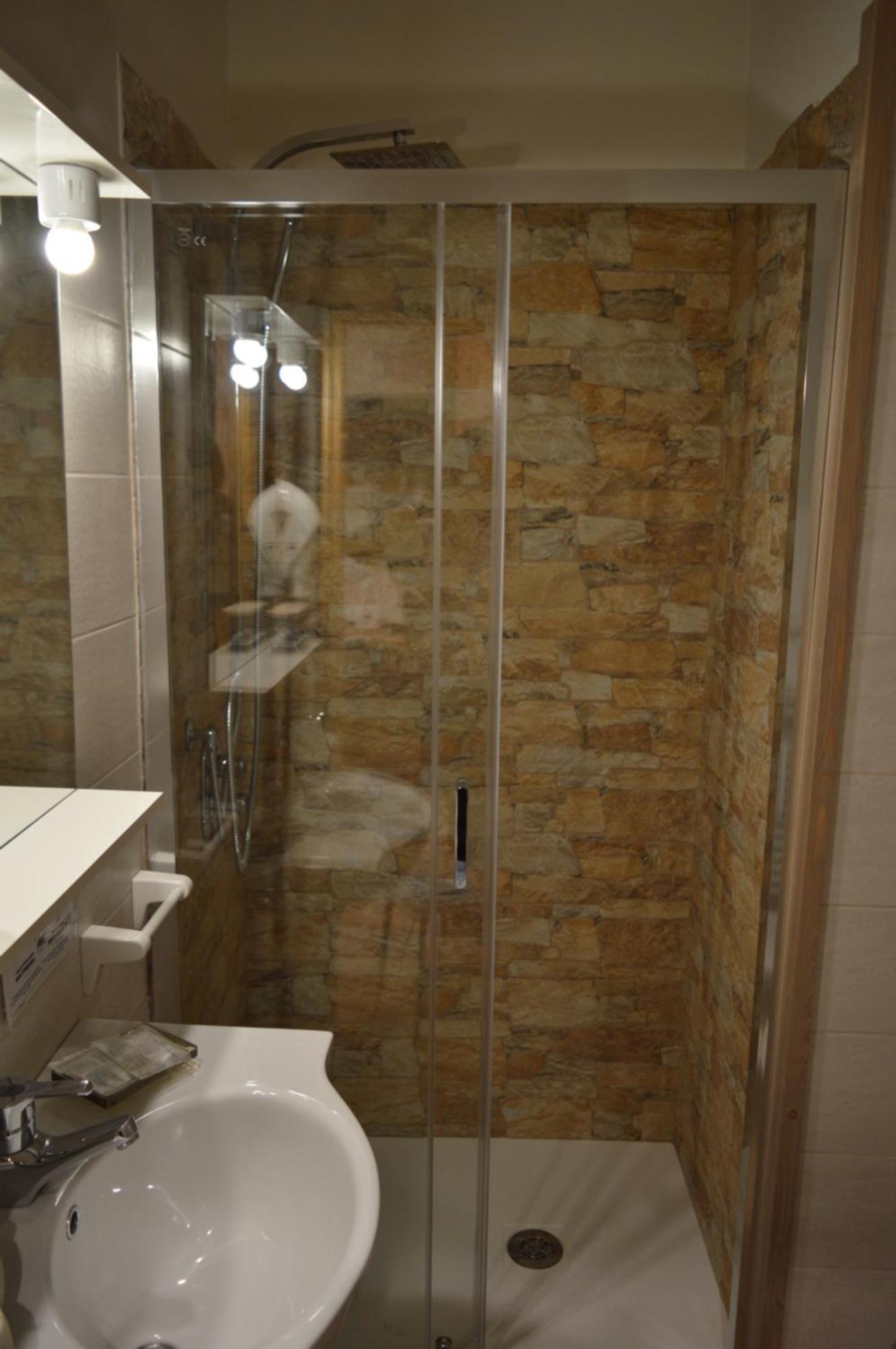 Hotel Wanda ピンツォーロ エクステリア 写真